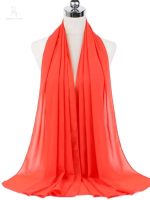 Hijab mousseline corail léger et élégant