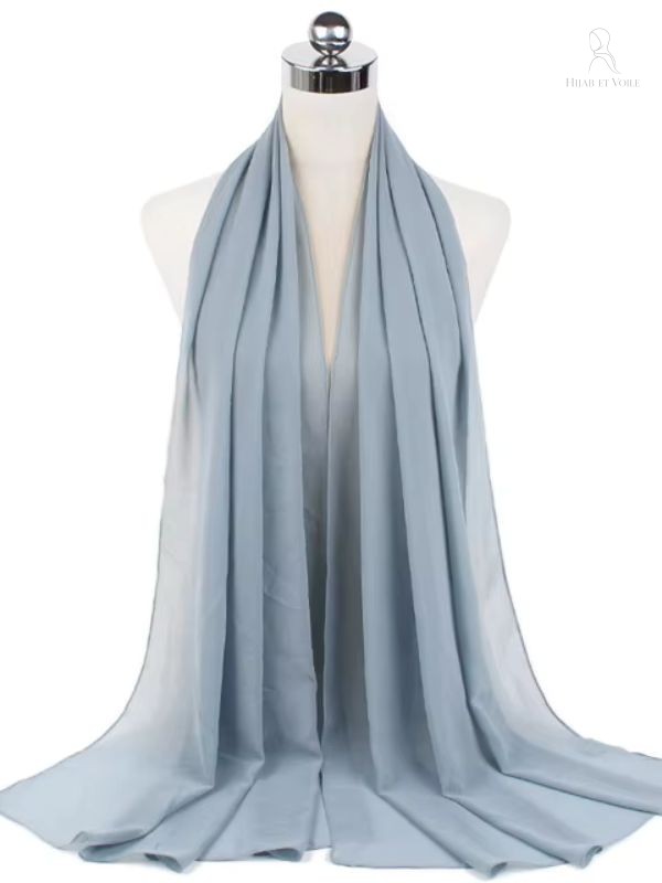 Hijab en mousseline gris perle bleuté