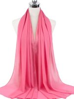Hijab mousseline rose framboise élégant et léger