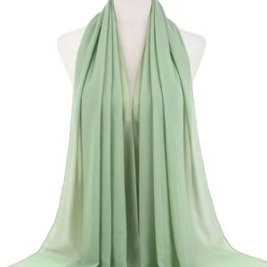 Hijab en mousseline vert amande élégant et léger