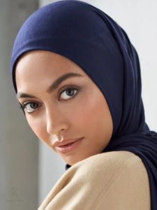 Hijab en coton bleu marine, style jersey
