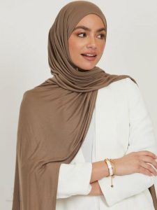 Accessoire mode hijab Café au Lait, idéal pour toutes occasions