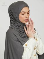Hijab gris en tissu jersey doux