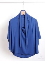Hijab long bleu pour un style élégant et raffiné