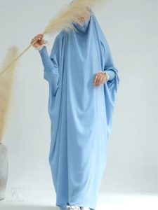 Jilbab 1 pièce en bleu clair, élégant et confortable