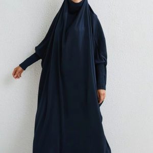 Jilbab bleu élégant pour un style moderne et sobre