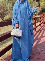 Jilbab de prière à motifs bleu élégant et raffiné