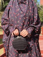 Jilbab noir avec motifs pour prière et méditation