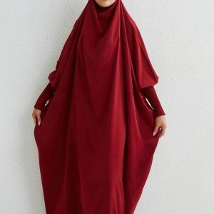 Jilbab rouge élégant et moderne pour femme
