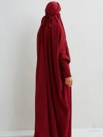 Jilbab pour femme en rouge, confort et style réunis
