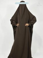 Jilbab une pièce marron élégant et confortable pour toutes occasions