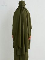 Vêtement modeste vert olive, idéal pour toutes les occasions