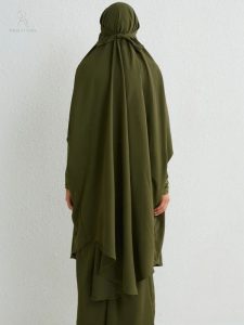 Vêtement modeste vert olive, idéal pour toutes les occasions