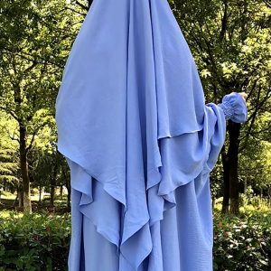 Khimar bleu ciel à trois voiles élégant et léger