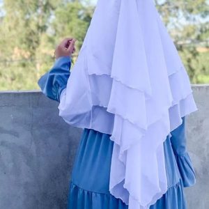Khimar blanc plissé en mousseline à 3 voiles