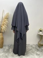 Khimar long gris foncé pour un style élégant et sobre