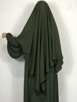 Khimar vert foncé en tissu léger et élégant