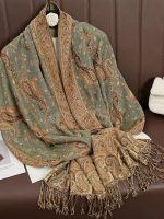 Pashmina céladon en couleur douce et élégante