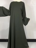 Robe abaya vert foncé élégante et moderne