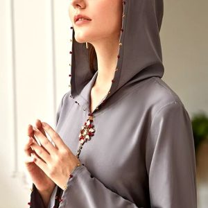Djellaba élégant pour femme en teinte argentée