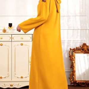 Djellaba femme jaune safran, design moderne et tendance