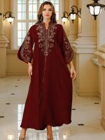 Robe djellaba impériale de couleur grenat