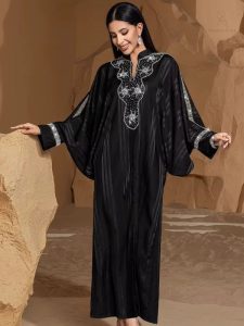 Robe traditionnelle Fadila, style marocain authentique