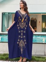 Djellaba royale en bleu marine avec coupe traditionnelle