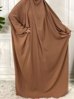 Robe Jilbab marron élégante et confortable pour femme