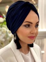 Turban hijab bleu marine élégant et confortable