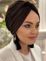 Turban hijab marron élégant pour un style chic et moderne